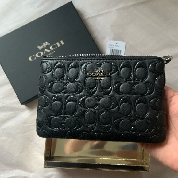 Authentic Coach Wristlet - Picture 2 of 6